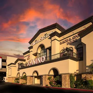 https://silver-sevens-hotel-casino.las-vegashotels.net