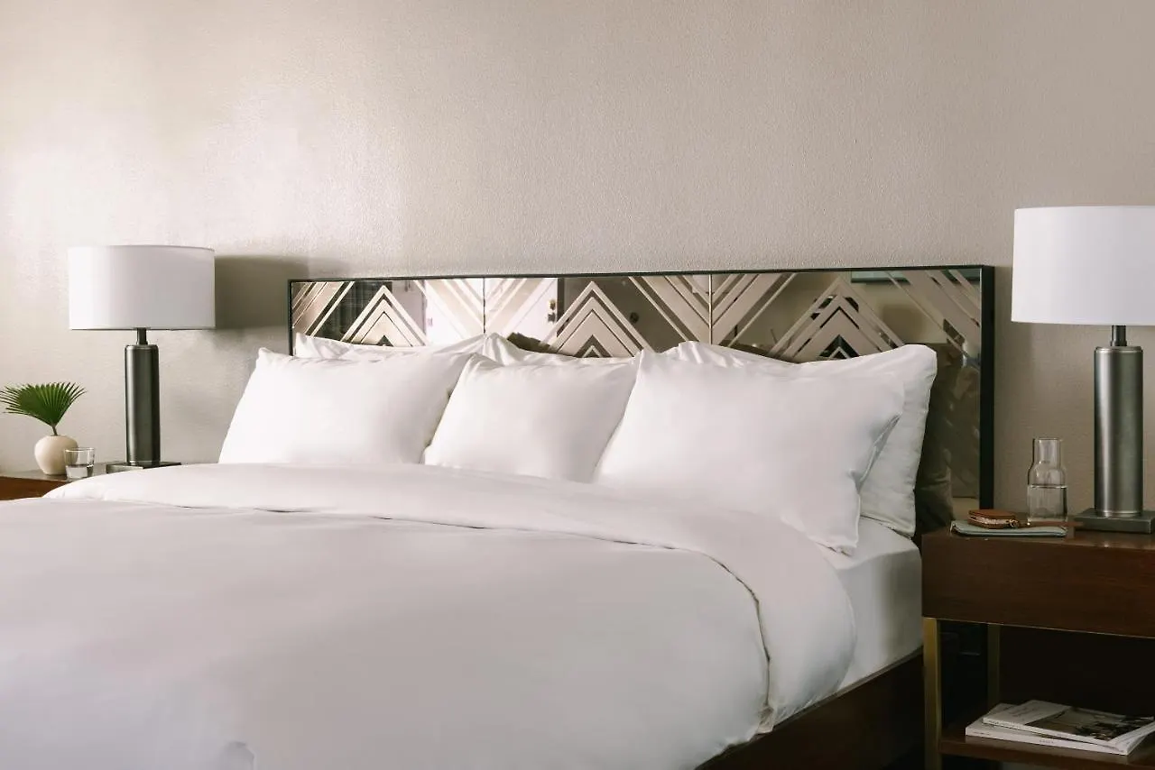 The V Powered By Sonder Hotel Palm Springs United States